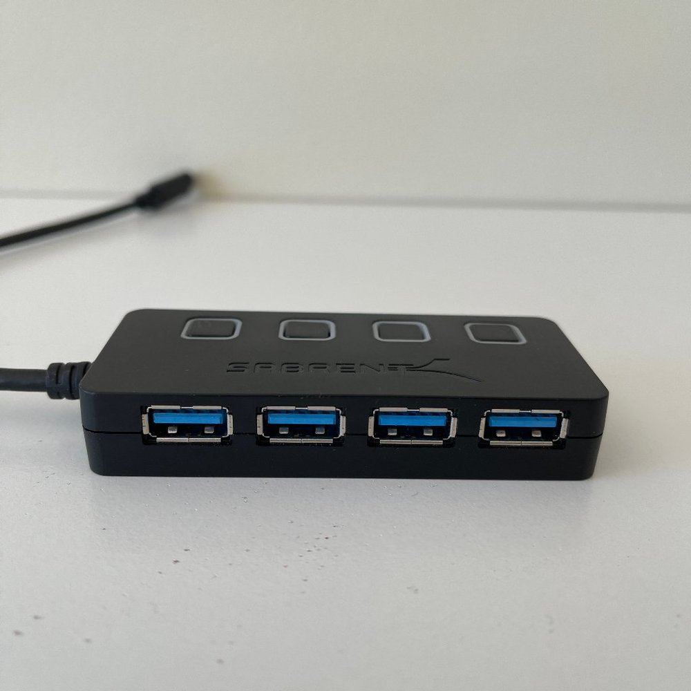 Sabrent  HB-UM43  4 Port USB  3.0 Hub